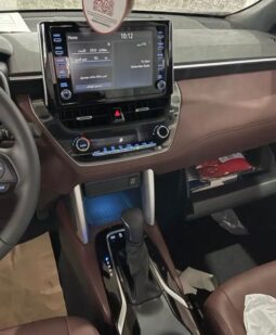 										New 2024 Toyota Corolla Cross full									