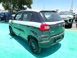 										New 2023 Suzuki Alto full									