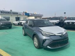 										New 2023 Toyota C-HR full									