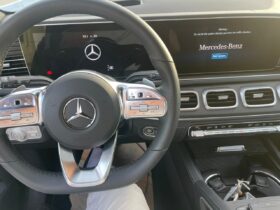 New Mercedes-Benz GL 400