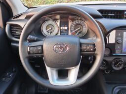 										New 2024 Toyota Hilux full									