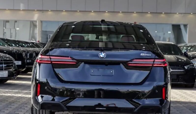 								New 2024 BMW BMW B5 full									