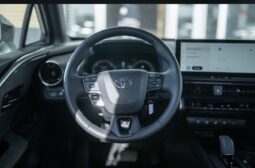 										New 2024 Toyota C-HR full									