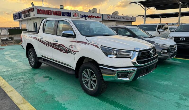 								Toyota Hilux Double Cab full									